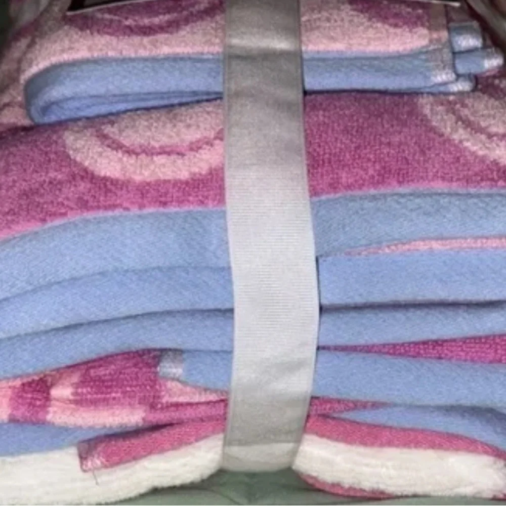 Kapoor Home Pink & White Smiley Faces Bath Towel 6 Piece Set